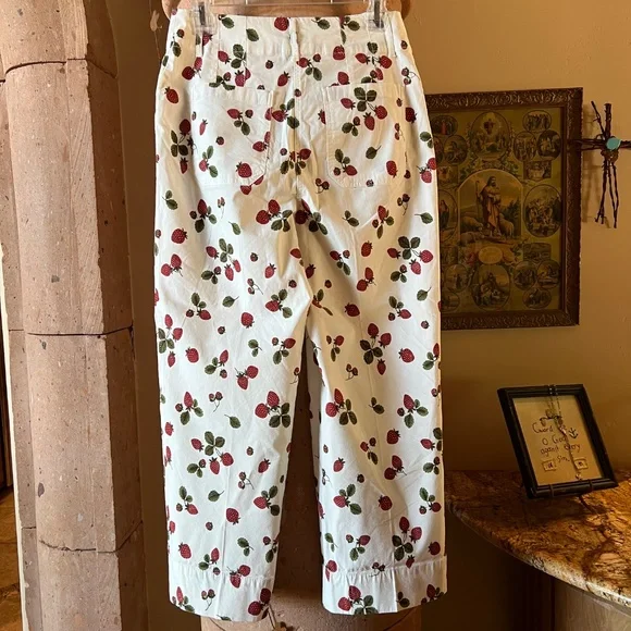 NWOT Nicole Miller New York strawberry  pants size 4 - Picture 3 of 11